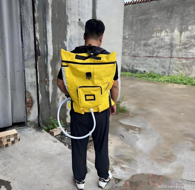 j9九游真人游戏第一品牌消防救济新利器！软体水枪来袭灵敏应对火警！(图2)